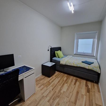 Homestay - Private Room In An Apartment Γκέτεμποργκ Εξωτερικό φωτογραφία